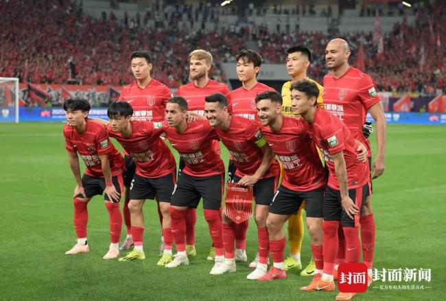 关于上海申花队主场比赛中取得压倒性胜利的信息